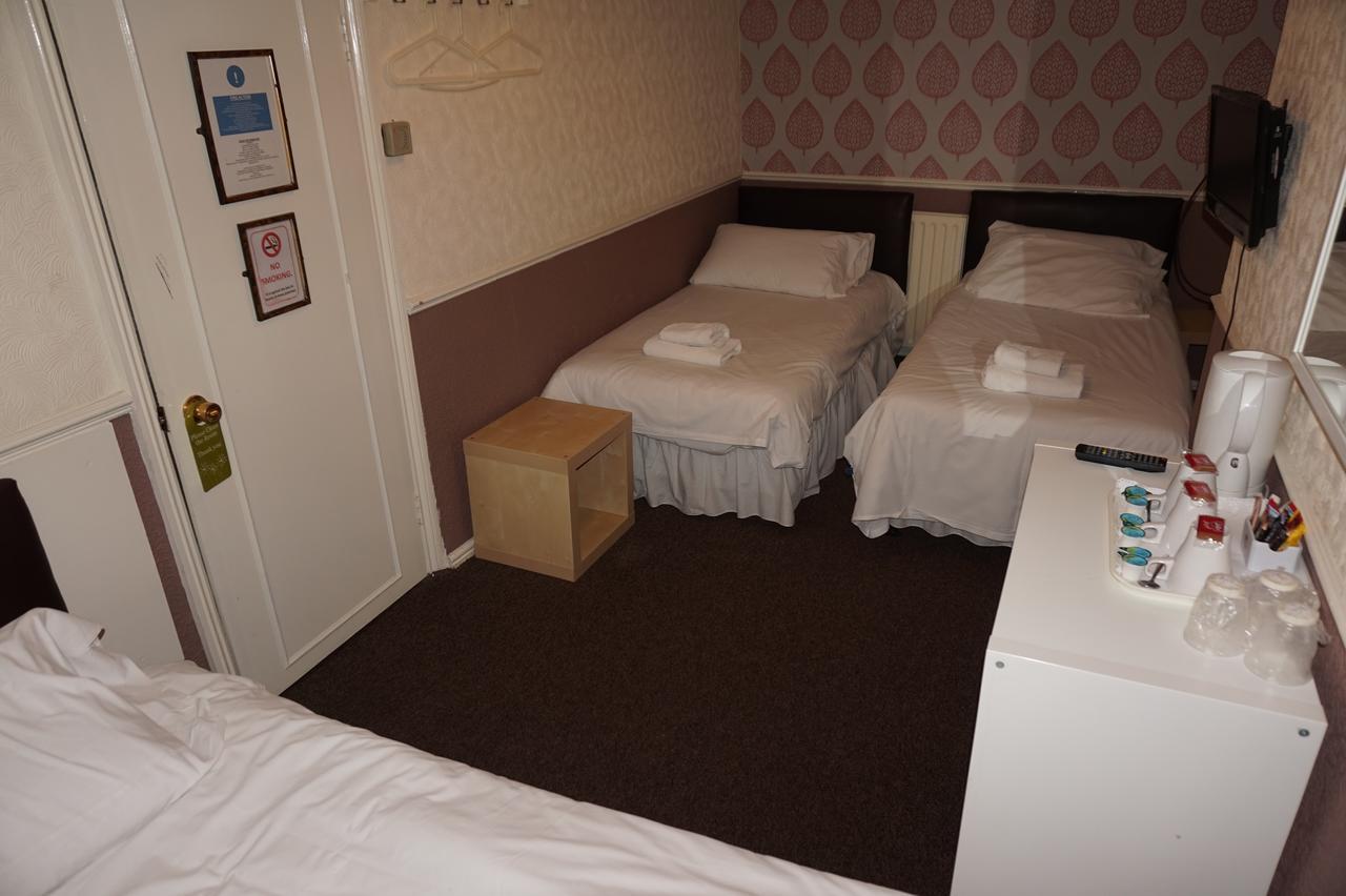 The Butlers Hotel Лидс Экстерьер фото