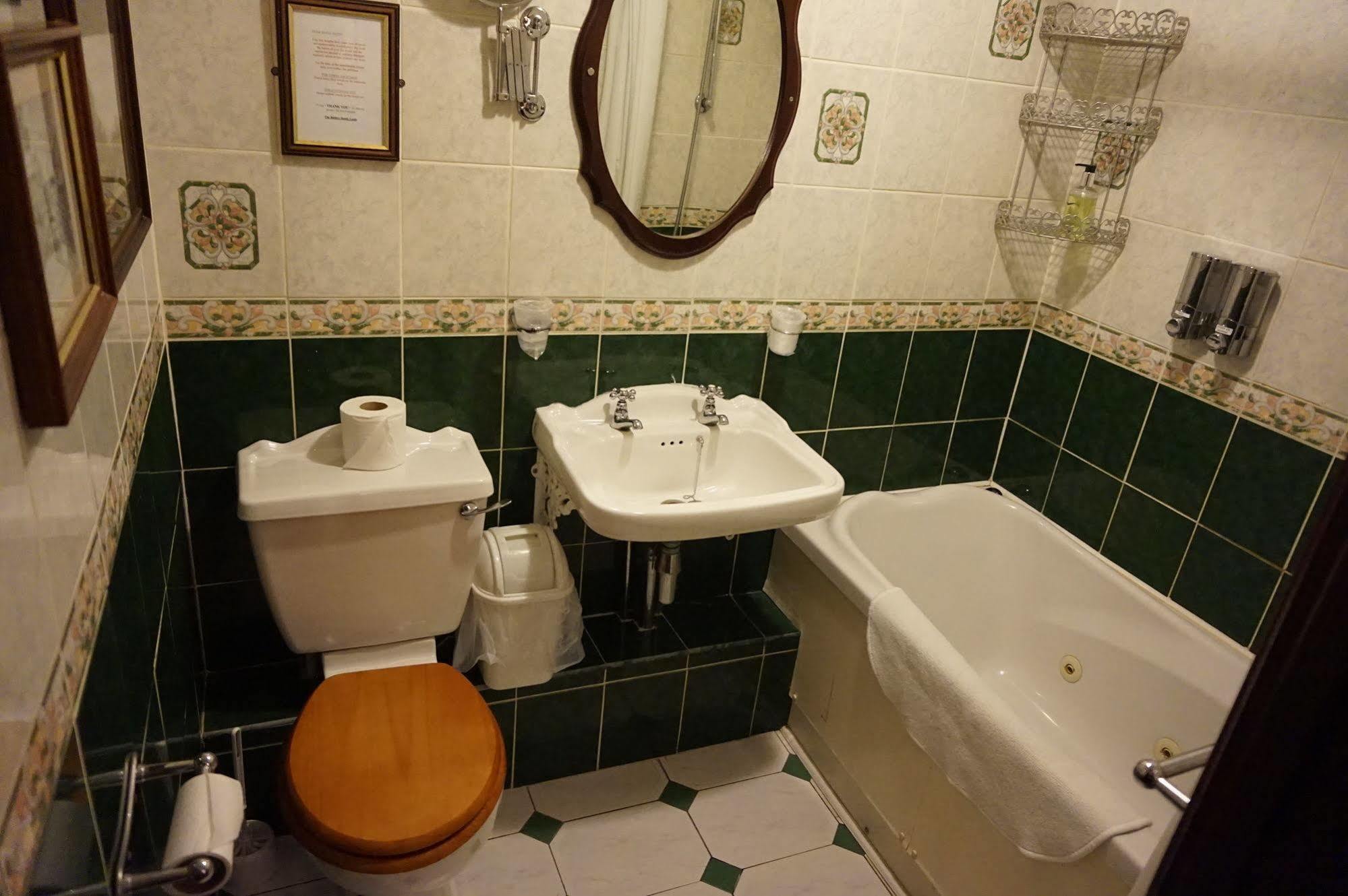 The Butlers Hotel Лидс Экстерьер фото