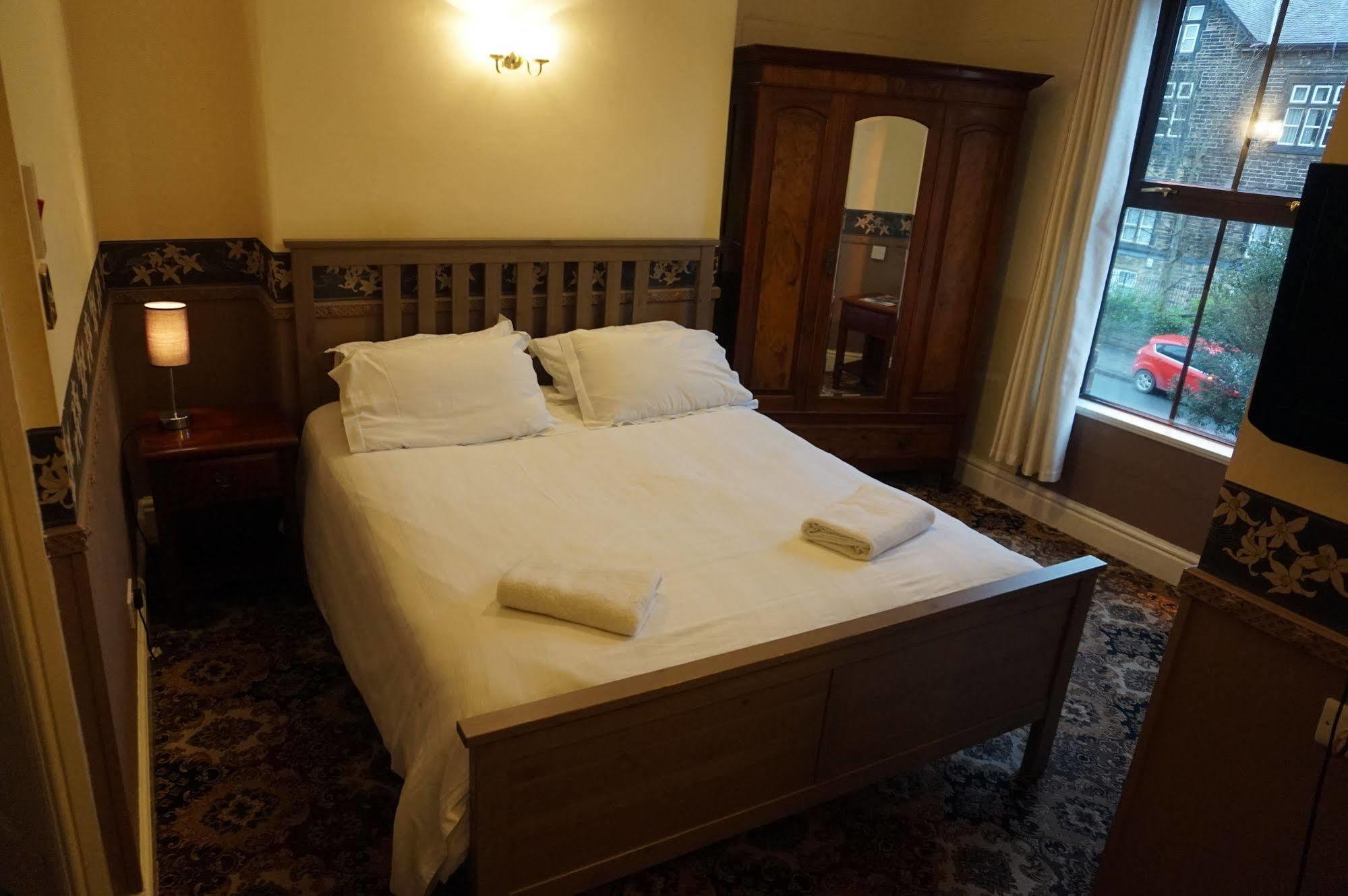 The Butlers Hotel Лидс Экстерьер фото